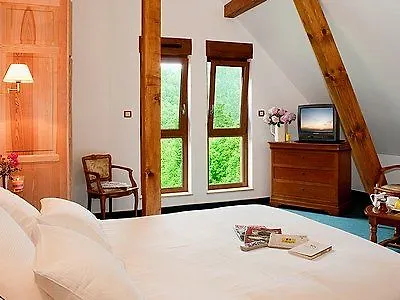 Szálloda Logis Restaurant Neuhauser