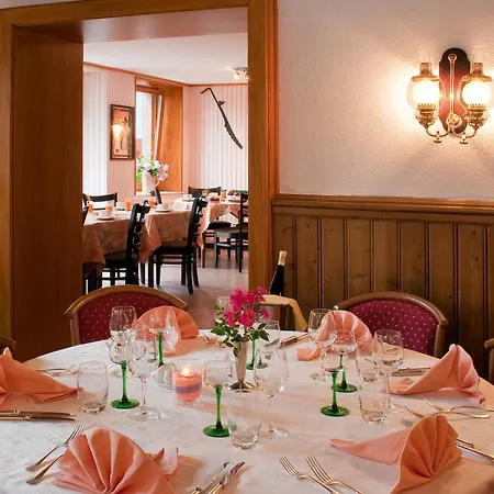 Logis Restaurant Neuhauser Hotel