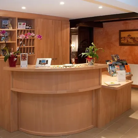 Logis Restaurant Neuhauser Hotel La Broque