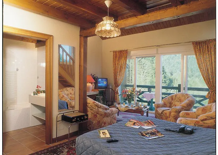 Отель Logis Restaurant Neuhauser